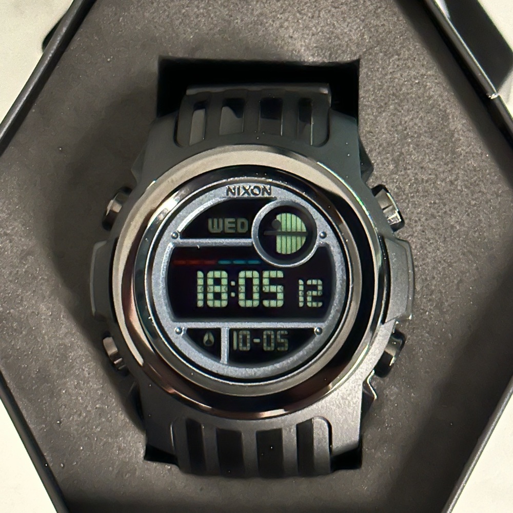 Nixon Super Unit Darth Vader Watch Star Wars